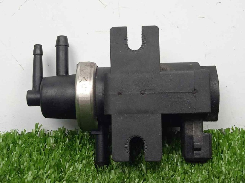 Recambio de valvula aire adicional para volvo s80 berlina 2.5 turbodiesel referencia OEM IAM 72190370  