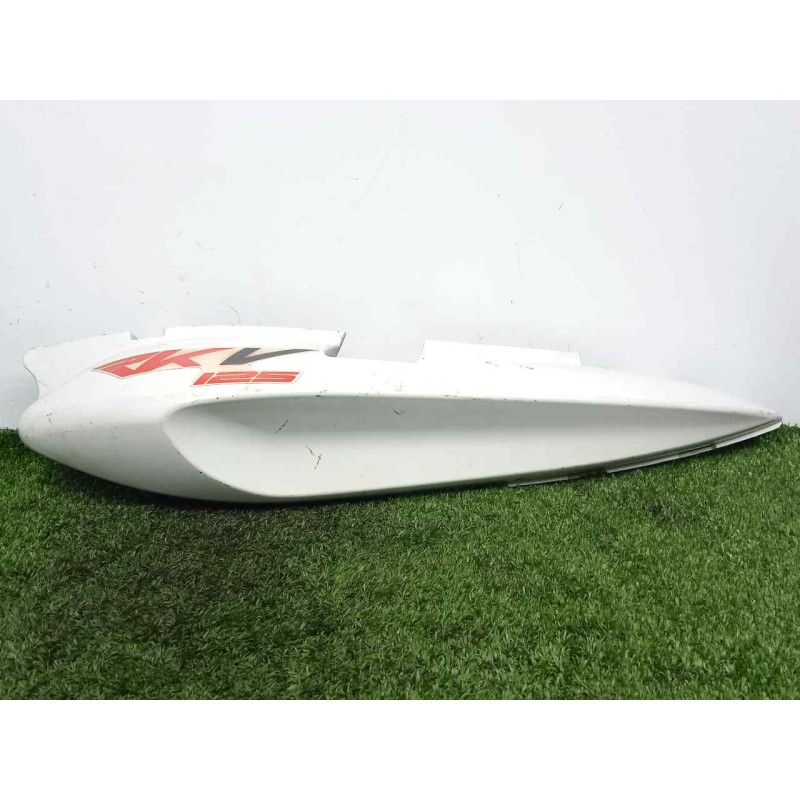 Recambio de carenado izquierdo para keeway rkv 125 c.c referencia OEM IAM ML65901J80065Z-65901J80065Z COLIN TRASERO IZQUIERDO BL