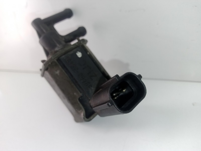 Recambio de valvula de vacio para kia picanto 1.1 cat referencia OEM IAM 3945038450 2.PINES 