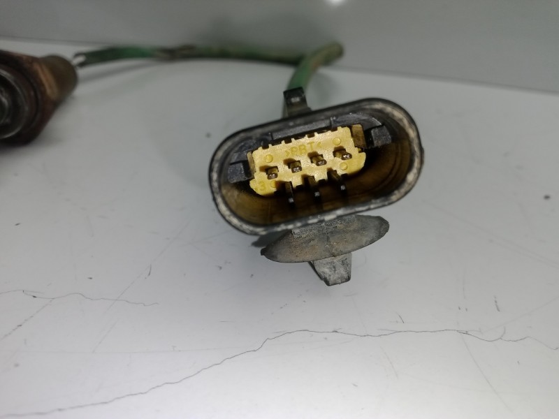 Recambio de sonda lambda para renault clio iii 1.2 referencia OEM IAM 7700274189 4.CABLES 