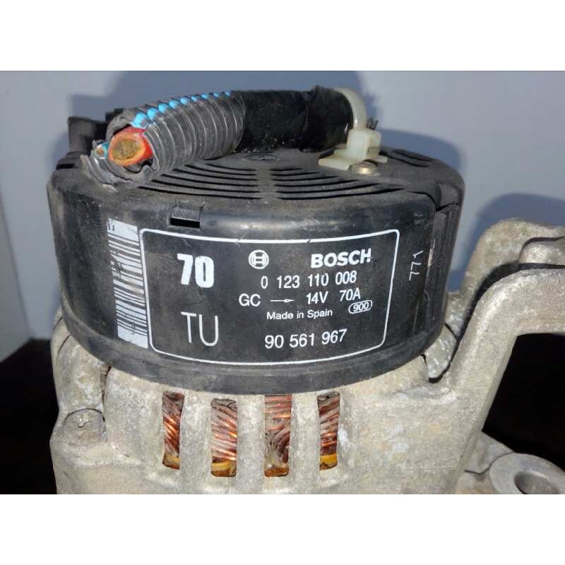 Recambio de alternador para opel corsa b 1.0 12v cat (x 10 xe / lw3) referencia OEM IAM 0123110008-90561967 BOSCH 70A
