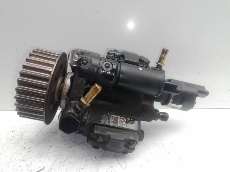 Recambio de bomba inyeccion para renault scenic ii 1.5 dci diesel referencia OEM IAM 5WS40153-8200663258-A2C20000754  