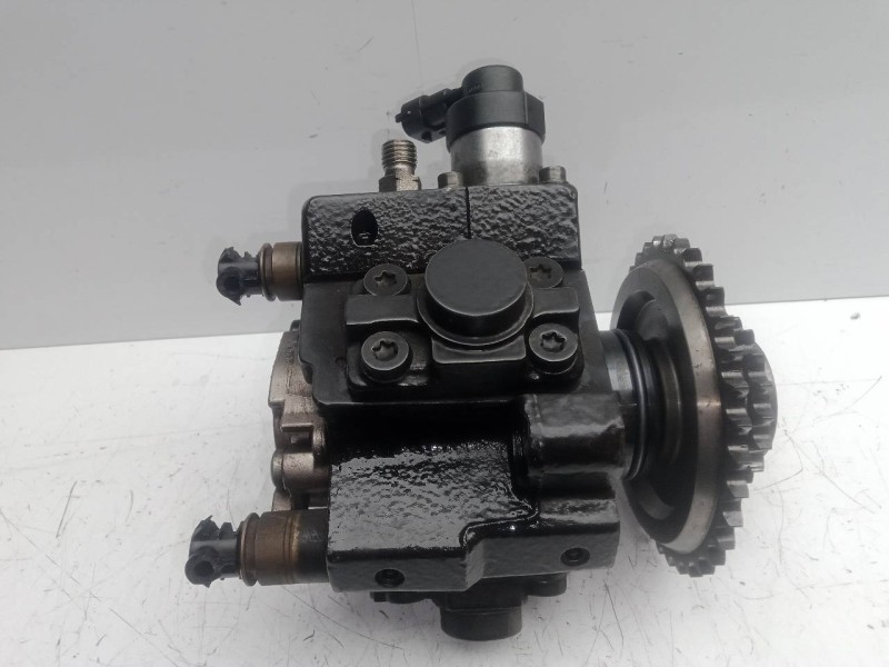 Recambio de bomba inyeccion para kia cerato 1.6 crdi referencia OEM IAM 0445010124-331002A410  