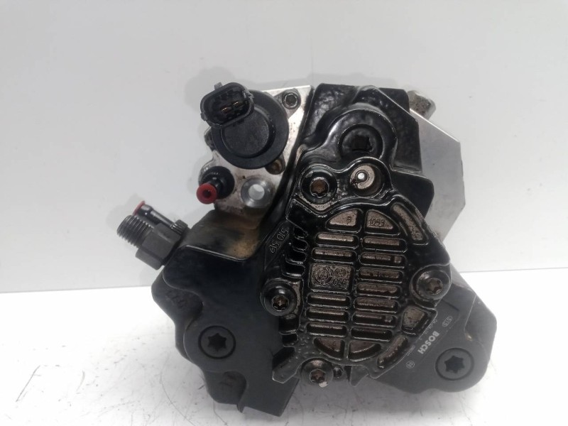 Recambio de bomba inyeccion para volvo xc70 2.4 diesel cat referencia OEM IAM 0445010043-8689590 BOSCH 
