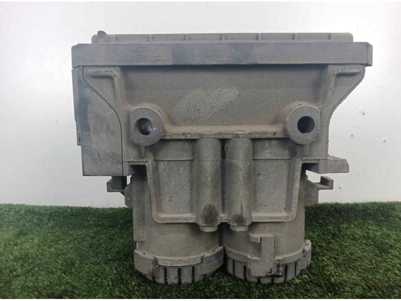 Recambio de valvula aire adicional para renault midlum 4.8 diesel referencia OEM IAM 20828241-K001411  