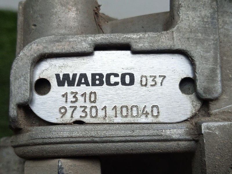 Recambio de valvula aire adicional para volvo fl xxx 7.2 diesel referencia OEM IAM 9730110040-20590781  