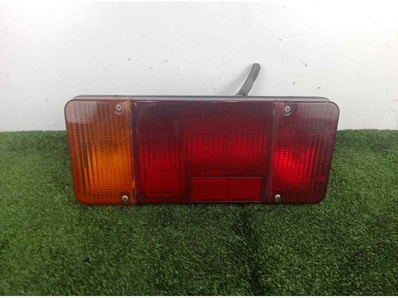 Recambio de piloto trasero izquierdo para citroën berlingo 1.9 diesel referencia OEM IAM SINREFERENCIA UNIVERSAL CON.TARA