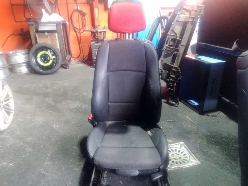 Recambio de asiento delantero izquierdo para bmw 1 (e81) 118 d referencia OEM IAM   