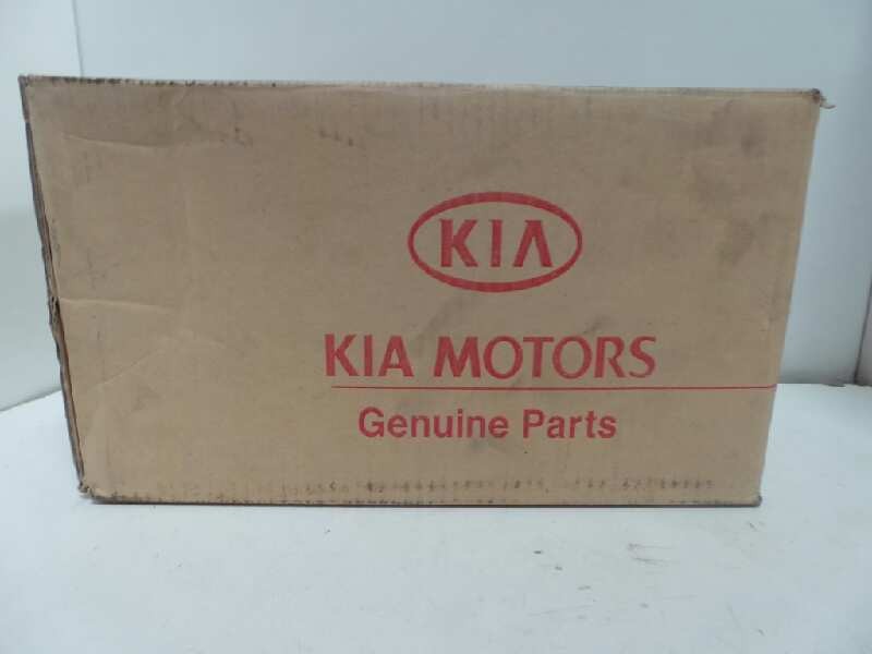 Recambio de piloto trasero derecho para kia k - serie 2700 / 2500 referencia OEM IAM 924024E020  