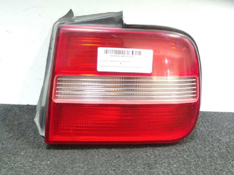 Recambio de piloto trasero derecho para lancia kappa berlina 2.4 turbodiesel referencia OEM IAM   