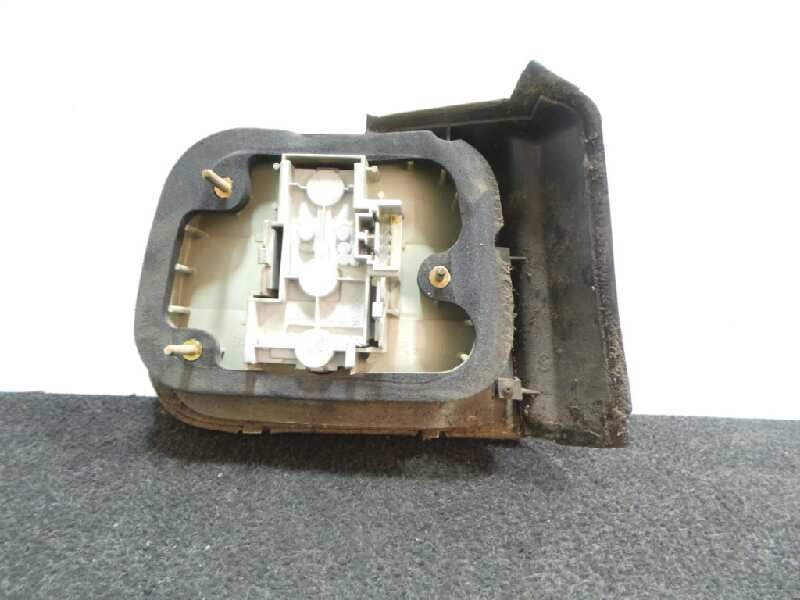 Recambio de piloto trasero derecho para lancia kappa berlina 2.4 turbodiesel referencia OEM IAM   