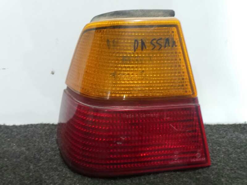 Recambio de piloto trasero izquierdo para volkswagen passat (321/23/27/31) referencia OEM IAM   CON.PORTALAMPARAS