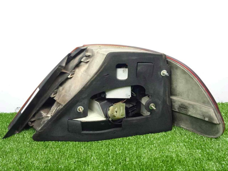 Recambio de piloto trasero izquierdo para bmw serie 7 (e65/e66) 3.0 turbodiesel cat referencia OEM IAM   