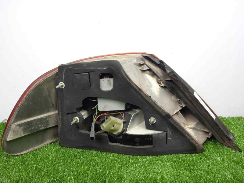 Recambio de piloto trasero derecho para bmw serie 7 (e65/e66) 3.0 turbodiesel cat referencia OEM IAM   