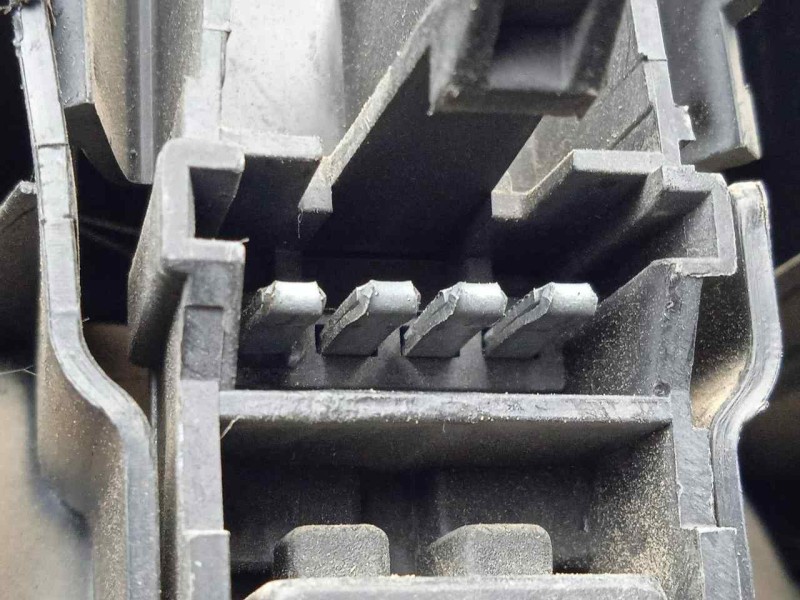 Recambio de piloto trasero izquierdo para renault laguna (b56) 1.8 cat referencia OEM IAM  EXTERIOR 