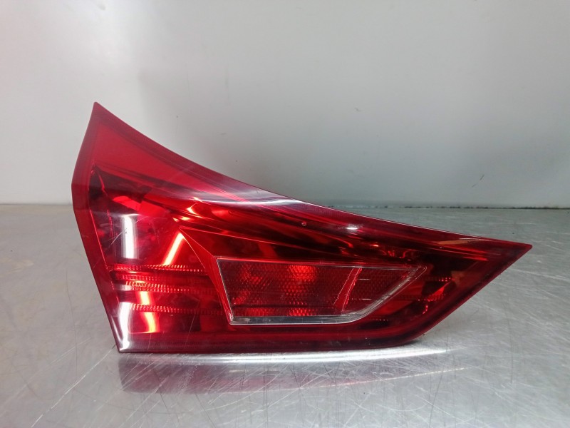 Recambio de piloto trasero izquierdo interior para toyota auris 1.6 16v cat referencia OEM IAM NOTIENEREFERENCIA  