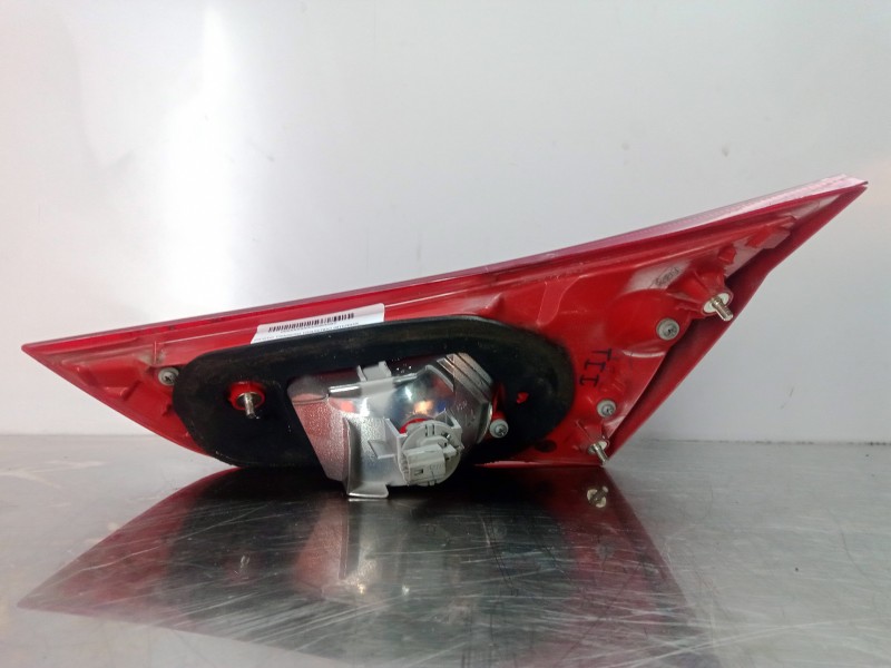 Recambio de piloto trasero izquierdo interior para toyota auris 1.6 16v cat referencia OEM IAM NOTIENEREFERENCIA  