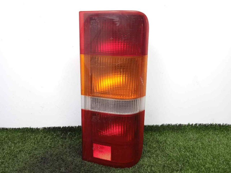 Recambio de piloto trasero derecho para ford fiesta berl./courier 1.3 cat referencia OEM IAM   