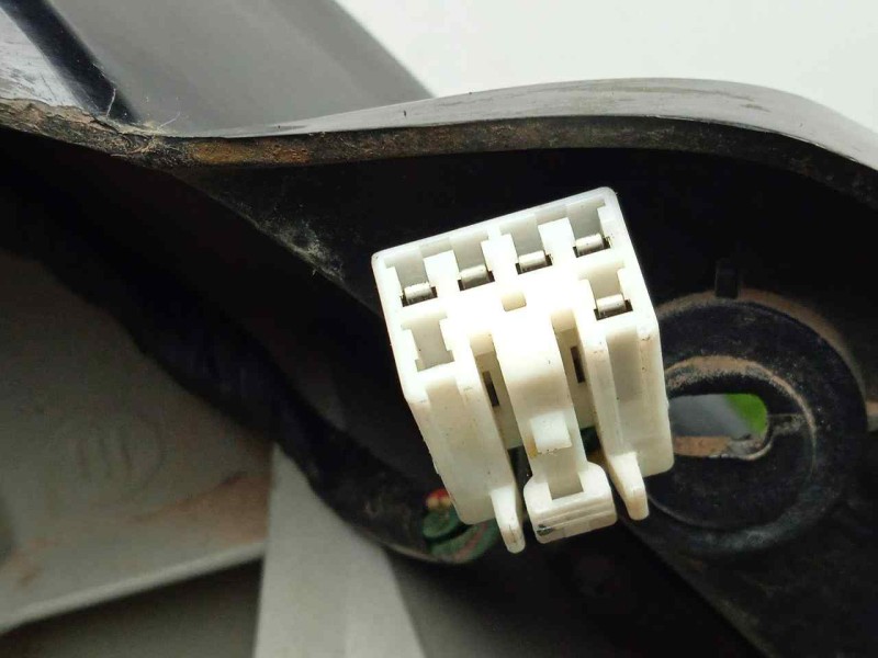 Recambio de piloto trasero derecho para kia rio 1.3 cat referencia OEM IAM  00-02 