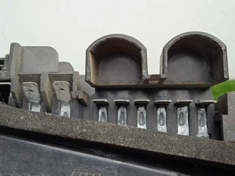 Recambio de piloto trasero derecho para volkswagen golf ii (191/193) 1.6 referencia OEM IAM   