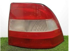 Recambio de piloto trasero derecho para opel vectra b berlina 2.0 dti referencia OEM IAM SINREFERENCIA VECTRA.B - 5.PUERTAS 95-9