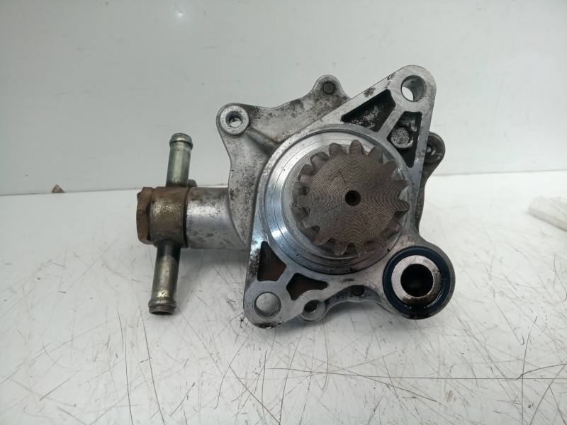 Recambio de depresor freno / bomba vacio para mitsubishi montero (v20/v40) 2.8 turbodiesel referencia OEM IAM   