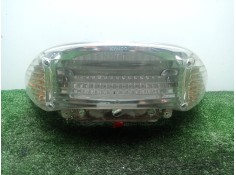 Recambio de piloto trasero central para kymco xciting 250/300/500 referencia OEM IAM 50R000635  