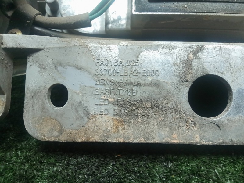 Recambio de piloto trasero central para kymco xciting 250/300/500 referencia OEM IAM 50R000635  