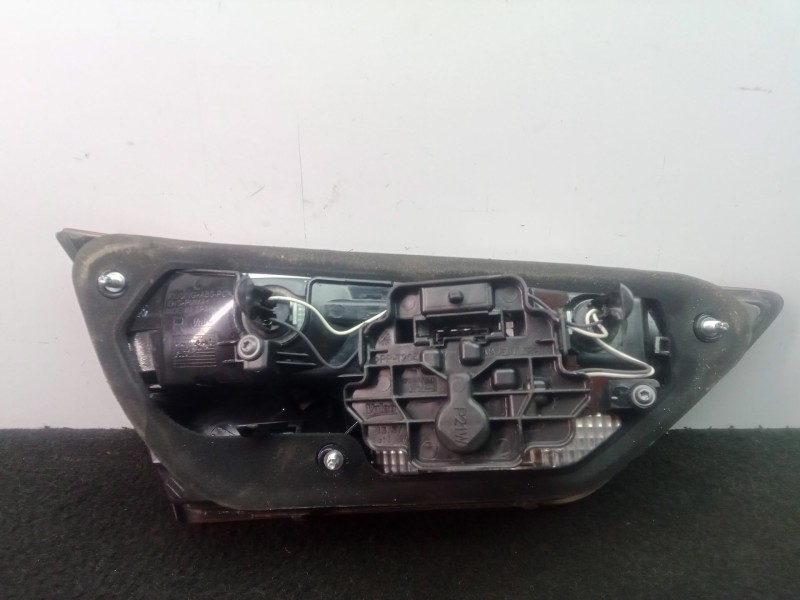 Recambio de piloto trasero derecho interior para seat leon st (5f8) 1.6 tdi referencia OEM IAM 90047633  