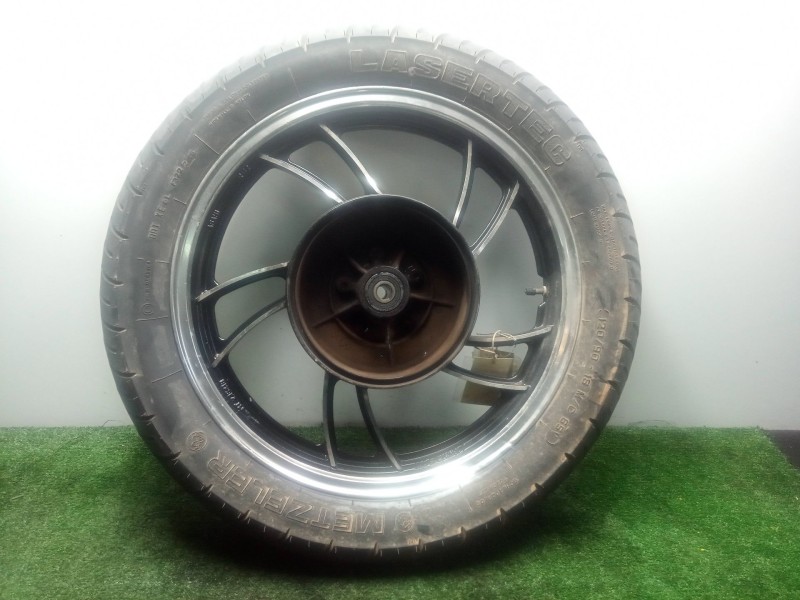 Recambio de llanta para yamaha xj 550 / 650 / 750 referencia OEM IAM 4K0253382098 METZELER LASERTEC TRASERA