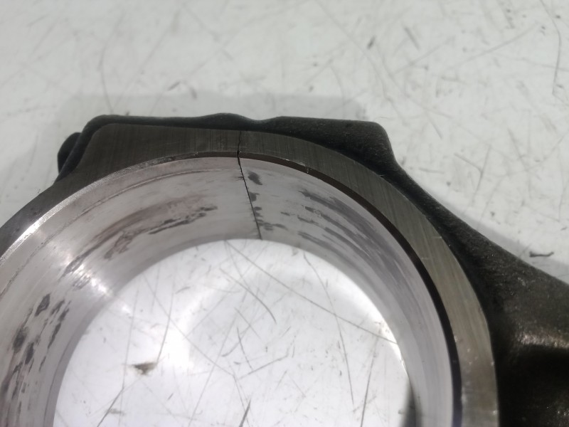 Recambio de biela para nissan interstar mod. 04 (x70) 2.5 dci diesel cat referencia OEM IAM NU  