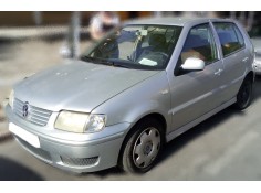 VOLKSWAGEN POLO BERLINA (6N2)