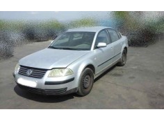 VOLKSWAGEN PASSAT BERLINA (3B3)