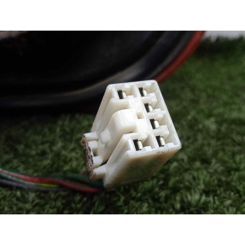 Recambio de piloto trasero izquierdo para kia carens 1.8 cat referencia OEM IAM  00-02 