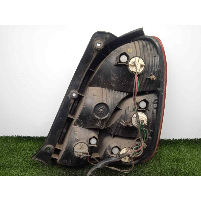 Recambio de piloto trasero izquierdo para kia carens 1.8 cat referencia OEM IAM  00-02 