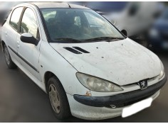 PEUGEOT 206 BERLINA
