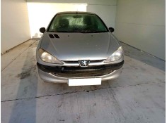 PEUGEOT 206 BERLINA