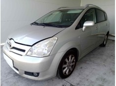 TOYOTA COROLLA VERSO (R1)