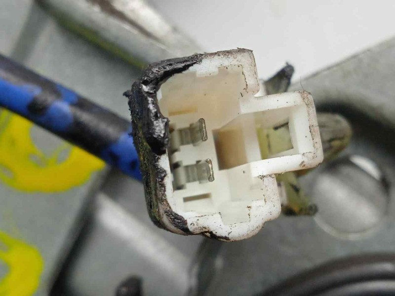 Recambio de elevalunas delantero derecho para hyundai matrix (fc) 1.6 cat referencia OEM IAM  ELECTRICO - 2.PINES CON.MOTOR