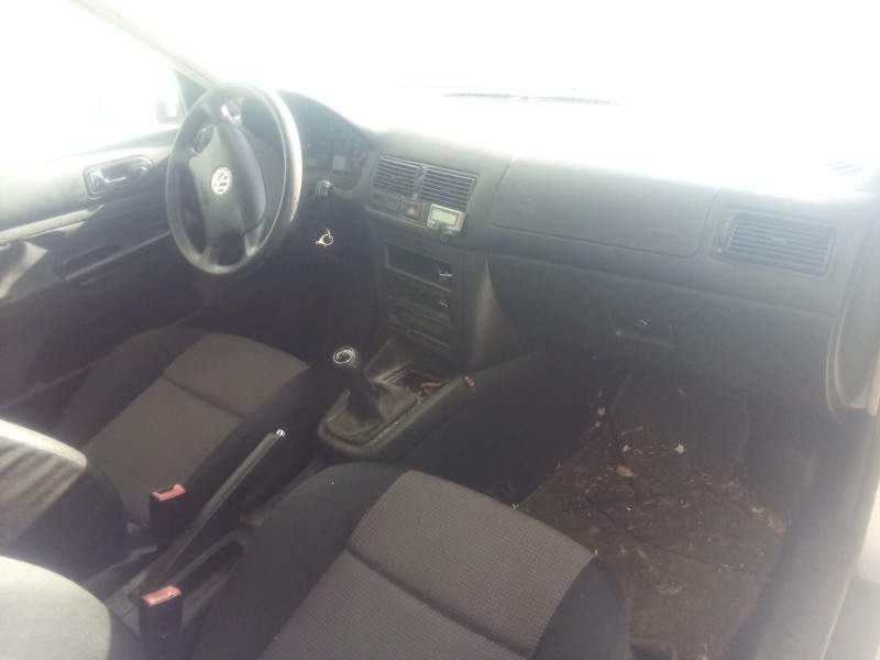 volkswagen golf iv (1j1) del año 2003