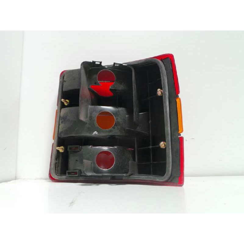 Recambio de piloto trasero izquierdo para seat ibiza referencia OEM IAM 04207001I AMBAR - NUEVO 85.