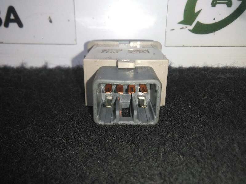 Recambio de boton luneta termica para kia rio 1.4 cat referencia OEM IAM 60624 6.PINES 