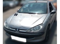 PEUGEOT 206 BERLINA