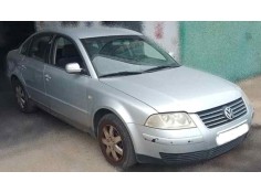 VOLKSWAGEN PASSAT BERLINA (3B3)