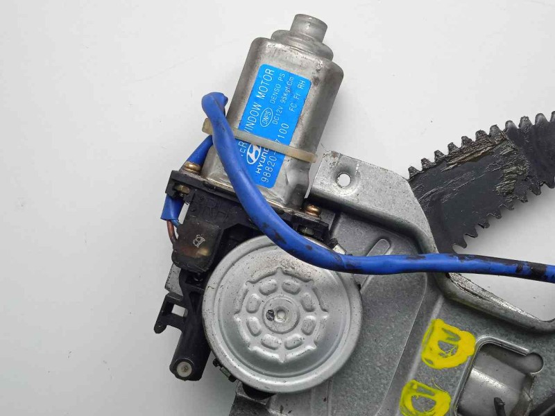 Recambio de elevalunas delantero derecho para hyundai matrix (fc) 1.6 cat referencia OEM IAM  ELECTRICO - 2.PINES CON.MOTOR