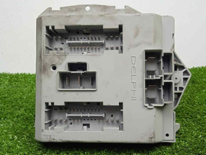 Recambio de caja reles / fusibles para fiat doblo cargo (223) 1.9 jtd cat referencia OEM IAM 51763771 DELPHI 