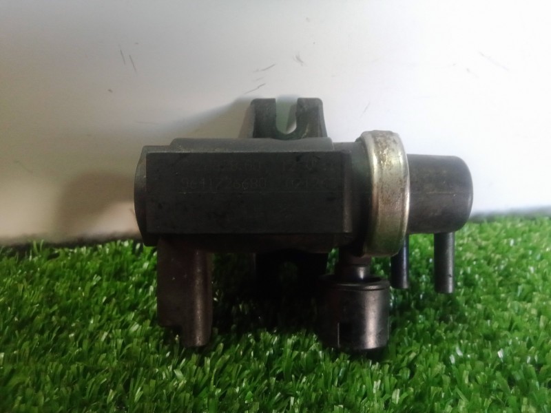 Recambio de valvula de vacio para citroën c3 1.4 hdi referencia OEM IAM 9641726680-02T263-72832800  