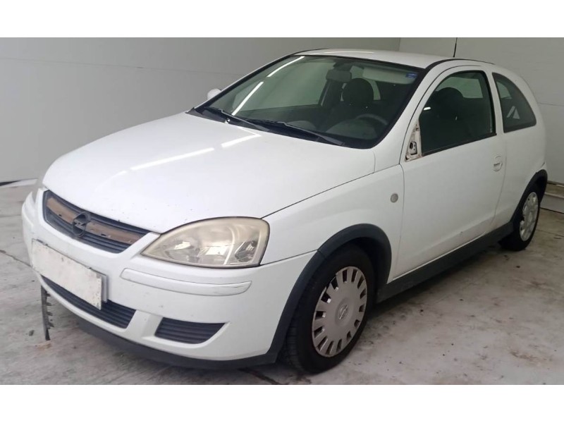 opel corsa c (x01) del año 2005