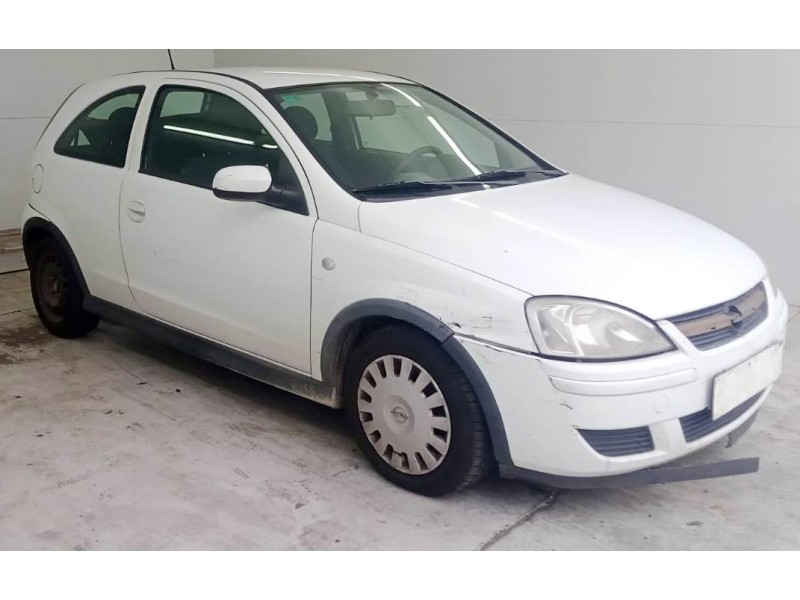 opel corsa c (x01) del año 2005
