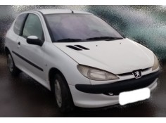 PEUGEOT 206 BERLINA